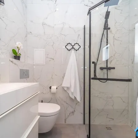 Nowoczesny 3city W Gdyni Z Parkingiem By Renters Apartment *